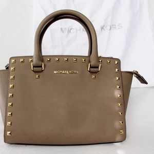 Tan Michael Kors Handbag